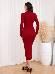 Modelyn 勃艮第红色镂空立领紧身毛衣连衣裙 - 酒紅色 - 查看 2