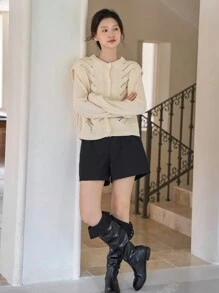 DAZY Dệt kim chấm bi Nút phía trước Áo len Mở - Màu be - Xem 4