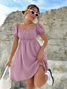 SHEIN EZwear Vestido campesino con cuello cuadrado, manga abullonada, busto fruncido - Púrpura polvoriento - Ver 1