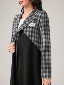 Al Najma Plaid Panel Open Front Abaya - Black and White - View 6