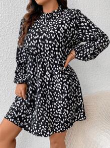 SHEIN Frenchy Cộng với váy tay áo in hình Allover - màu đen - Xem 4