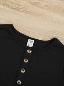 SHEIN Chica adolescente con diseño de botón Camiseta & Coletero