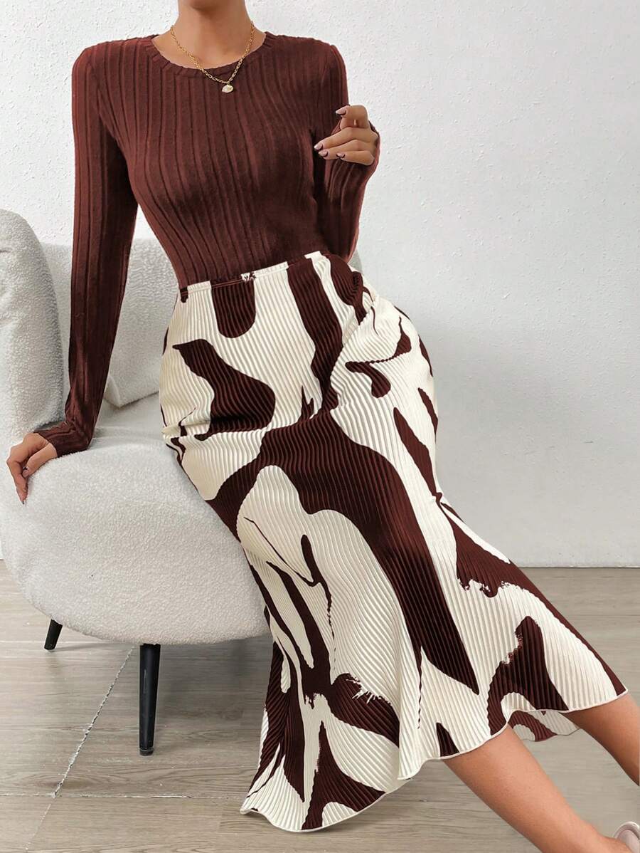 SHEIN Clasi 淨色T恤和圖案印花半身裙 - 巧克力棕 - 查看 1