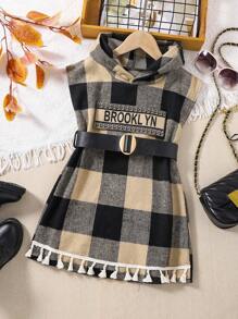 SHEIN Váy trùm đầu có mũ trùm đầu bằng vải kẻ sọc & chữ cái hình con trâu cho cô gái trẻ - Màu Khaki - Xem 1