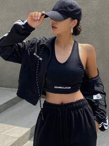 DAZY 後鏤空短款背心 - 黑色 - 查看 3