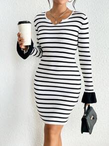 Chiquease 條紋圖案毛茸茸袖口毛衣洋裝 - 黑與白 - 查看 7