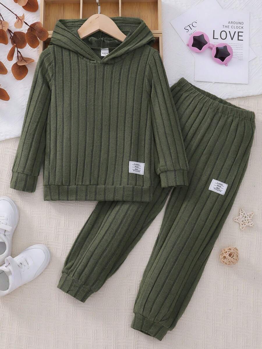 SHEIN 男小童字母補丁細節連帽衫和運動褲 - 綠色 - 查看 1