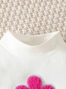 SHEIN Bébé Fille Fleuri Patch À Col Montant T-shirt & Ceinturé Jupe