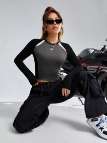 SHEIN EZwear Detalles De Letra Y Contraste Con Mangas Raglán Largas Y Cortas Y Un Corte En La Camiseta - Multicolor - Ver 6