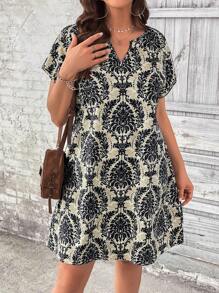 EMERY ROSE Plus Allover Print Notched Neckline Batwing Sleeve Dress For Summer - Black - View 1