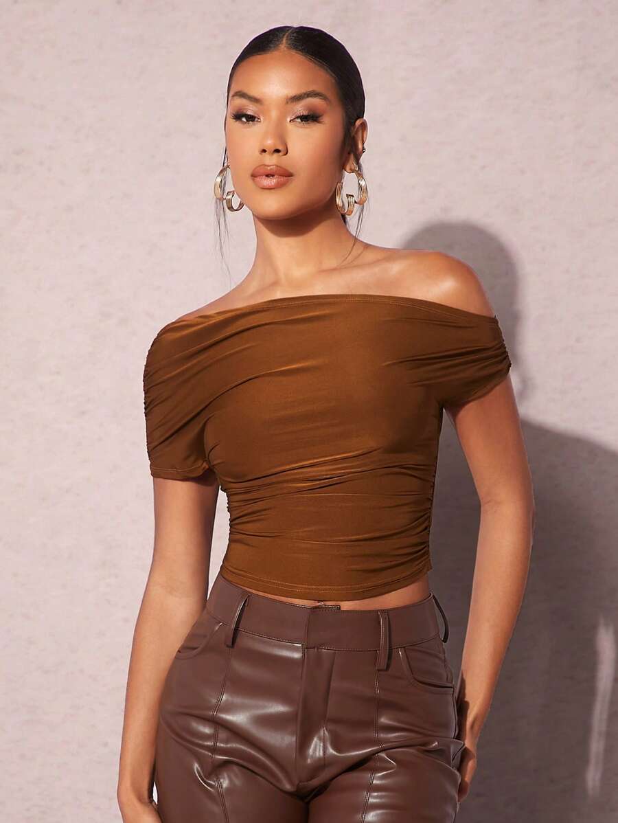 SHEIN BAE 一字肩側收褶短款上衣 - 咖啡棕 - 查看 1