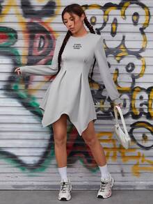 SHEIN PETITE Đồ họa Chữ cái Xếp nếp Viền khăn tay Đầm - Màu Xám nhạt - Xem 5