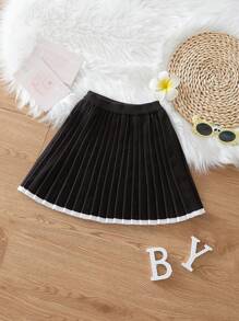 SHEIN Young Girl Striped Pattern Pleated Knit Skirt
