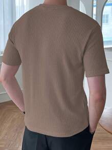DAZY 男士素色條紋針織T恤 - 卡其色 - 查看 2
