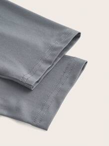 SHEIN MOOSTA 休閒不對稱純色大碼T恤 - 灰色 - 查看 3