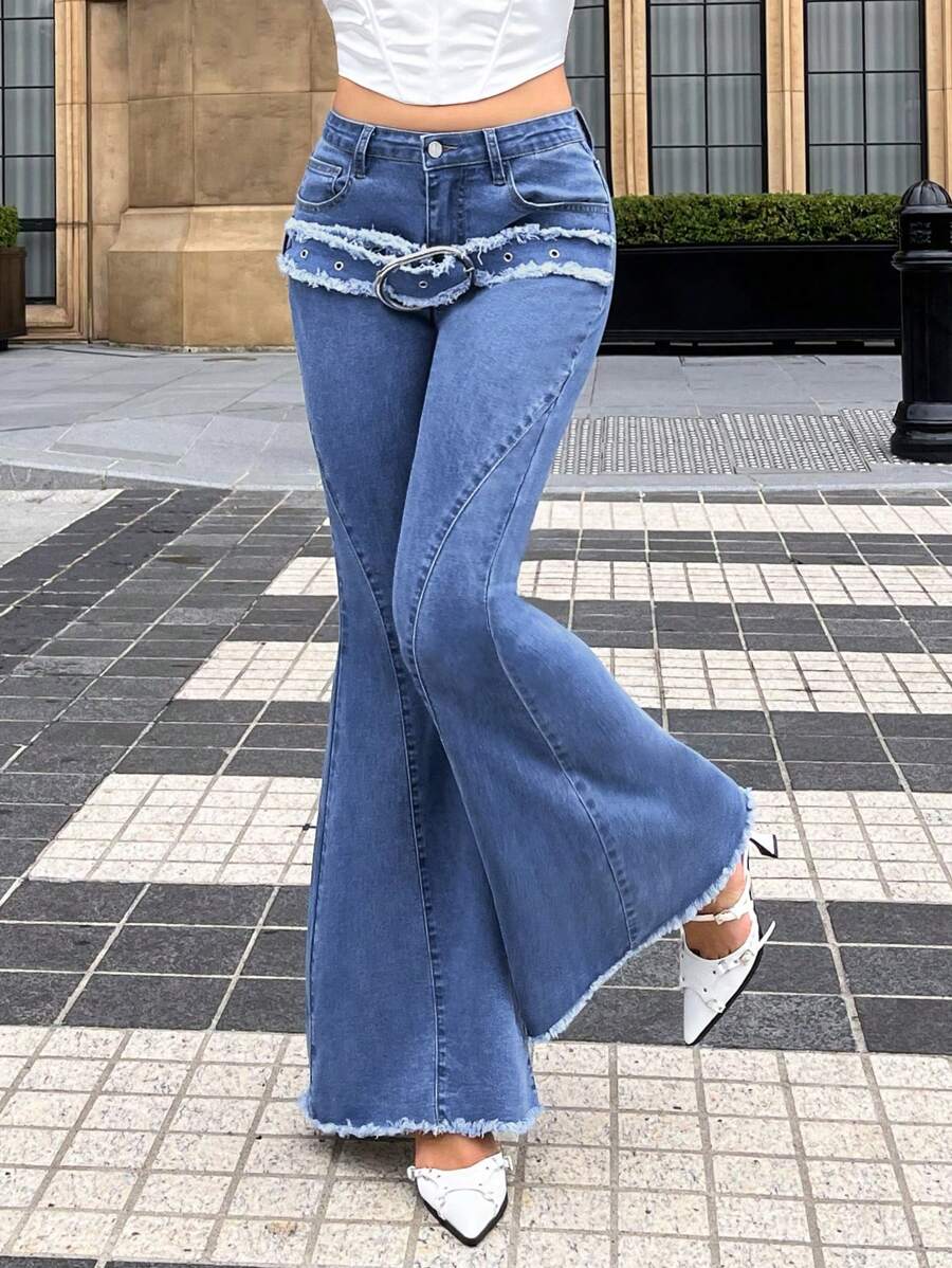 SHEIN ICON Raw Trim Buckle Front Flare Leg Jeans - Light Wash - View 1