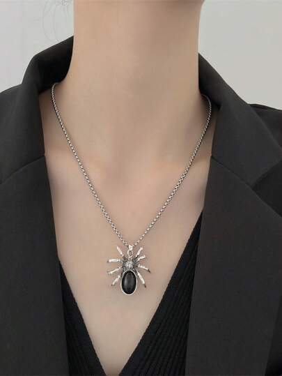 Goth 1pc Funky Zinc Alloy Spider Charm Necklace For Women For Daily Decoration