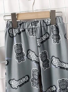 Young Boy Bear & Letter Graphic Sweatpants