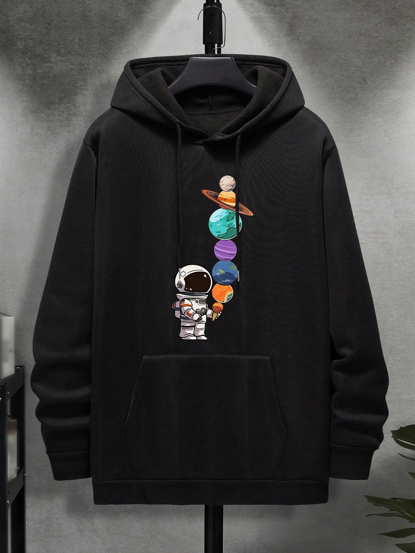 Manfinity Dauomo Men Astronaut Print Kangaroo Pocket Drawstring Thermal Lined Hoodie