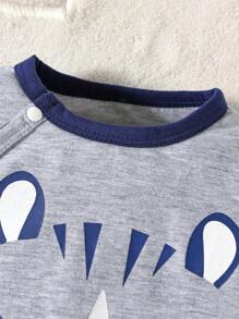 SHEIN Infant Animal Print Round Neck Long Sleeve Romper