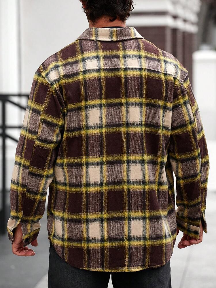 Loose Fit Men's Plaid Printed Shacket With Patched Pockets