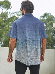 Manfinity Homme 男士加大渐变色短袖领扣衬衫 - 藍色 - 查看 2