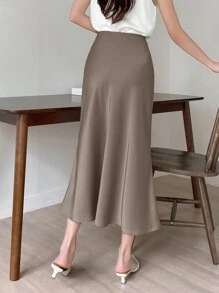 DAZY 高腰美人鱼裙摆 - 卡其色 - 查看 2