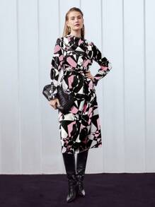 MOTF PREMIUM BELTED ABSTRACT PRINT DRAPED DRESS - Multicolor - View 11