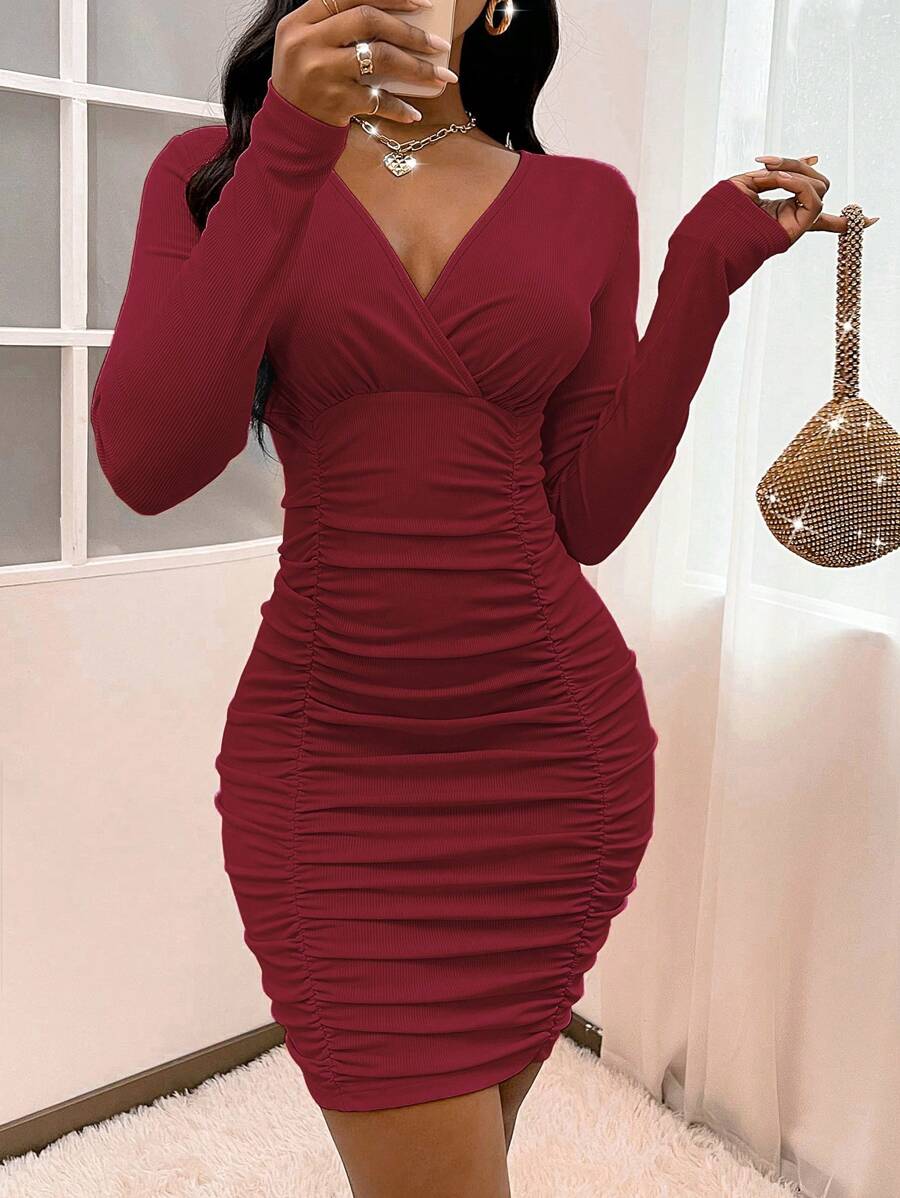 Cổ Lao Xù Váy bodycon - Màu Đỏ Sâu - Xem 1