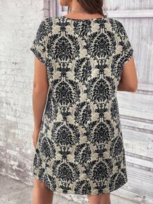 EMERY ROSE Plus Allover Print Notched Neckline Batwing Sleeve Dress For Summer - Black - View 2