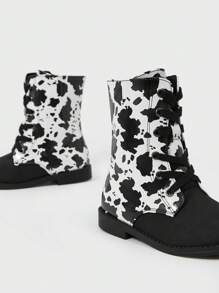 Fashionable Kids' Boots With Cute Patchwork & Graffiti Design, Street Style Waterproof And Breathable Shoes For Girls - Multicolor - View 2