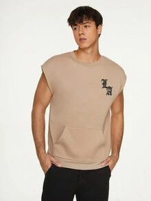 GENTILAND Men Letter Graphic Kangaroo Pocket Sleeveless Sweatshirt - Khaki - View 7