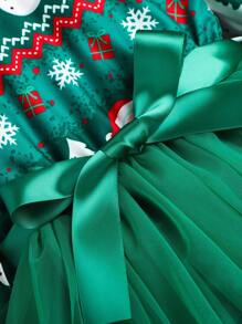 SHEIN Cô Gái Trẻ In Giáng sinh Viền Ruffle Lưới Hem Váy có thắt lưng - Màu xanh lá cây đậm - Xem 5