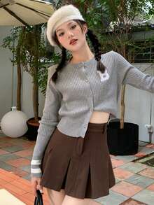 字母圖案鈕扣短款開衫