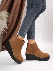 Ladies' Fashionable Wedge Heel Platform Boots - Brown - View 2