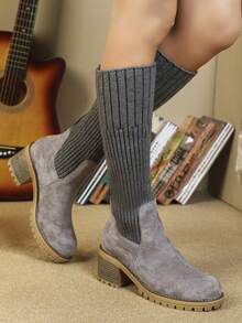 女士時尚英倫風情粗跟靴子,針織修身彈性高跟鞋短靴 - 灰色 - 查看 4