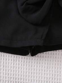 SHEIN Young Girl Casual And Elegant Shorts For Commuting With 3D Bow-Knots,Holiday,Summer,Travel, School, Campus, College