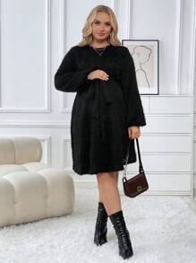 SHEIN Grossesse Plus Robe Unicolore Ceinturé Duveteux