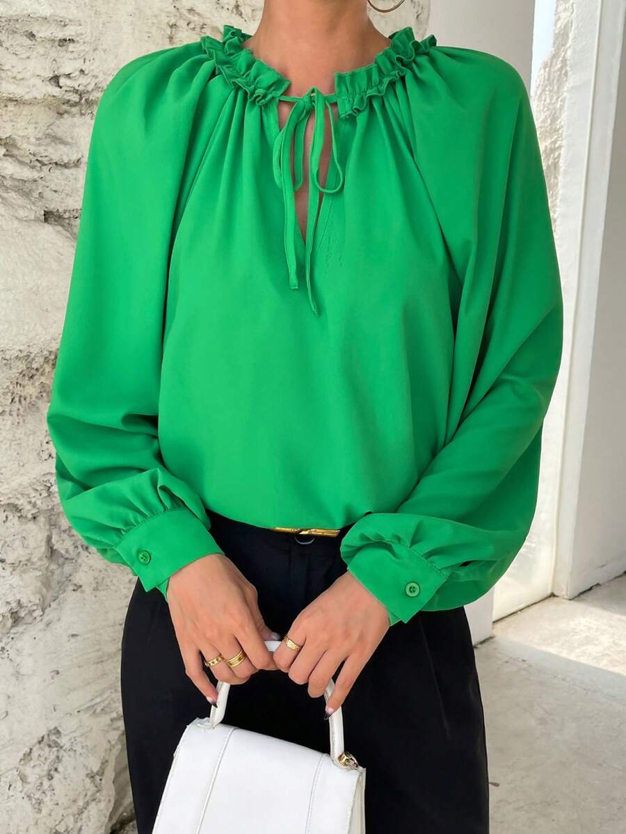 SHEIN Privé 繫帶領燈籠袖褶邊襯衫 - 綠色 - 查看 1