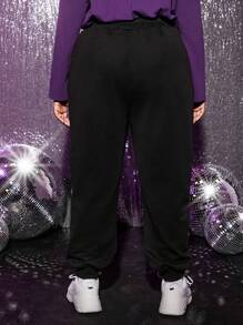 SHEIN X Care Bears Plus Cartoon Graphic Sweatpants - Black - View 2