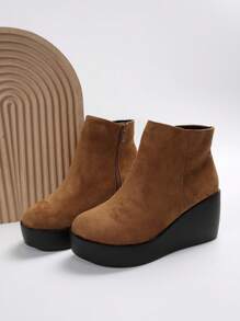 Ladies' Fashionable Wedge Heel Platform Boots - Brown - View 3