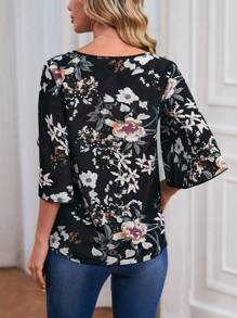 EMERY ROSE Floral Print Petal Sleeve Blouse - Black - View 2