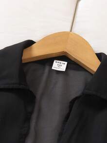 SHEIN Cô Gái Trẻ Đồ họa Chữ cái Cami ngọn & Rách Cắt Thô Quần jean & áo - Đỏ - Xem 3