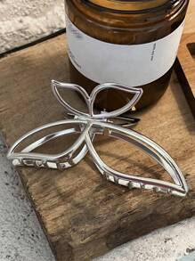 DAZY Ladies' Hollow Out Bowknot Decor Elegant Hair Clip Suitable For Daily Use Street Hair Claws Claw Clips Hair Clips Hair Jaw Clip Hair Clamps Hair Clutch Hair Catcher Clip - Silver - View 7