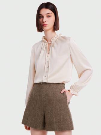 GOELIA 繫帶領紐扣裝飾褶邊領襯衫