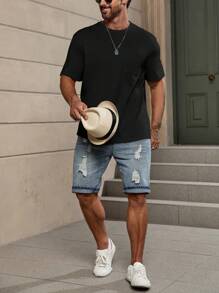 Manfinity Homme Men Solid Round Neck Tee - Black - View 4