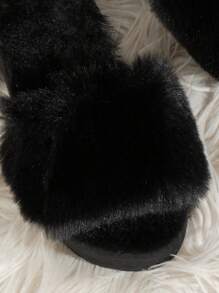 6CM高柔軟的和毛茸茸黑色室內拖鞋 - 黑色 - 查看 6