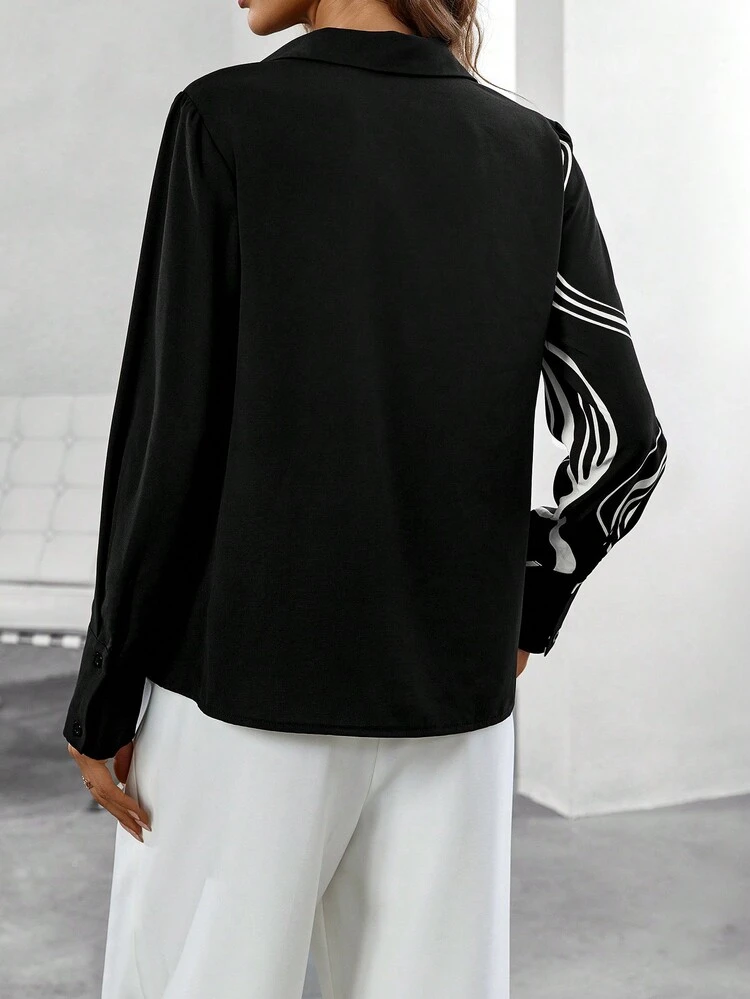 Graphic Print Blouse