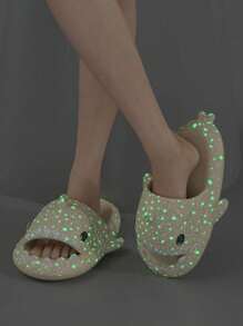 Divertidas chanclas con diseño de tiburón con suela gruesa, suaves y cómodas - Beis - Ver 4