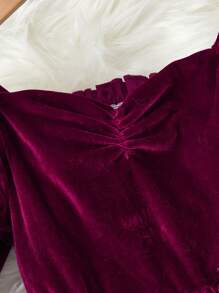 SHEIN 女大童蕾絲拼接雞心領口荷葉袖前收褶絲絨洋裝 - 酒紅色 - 查看 3